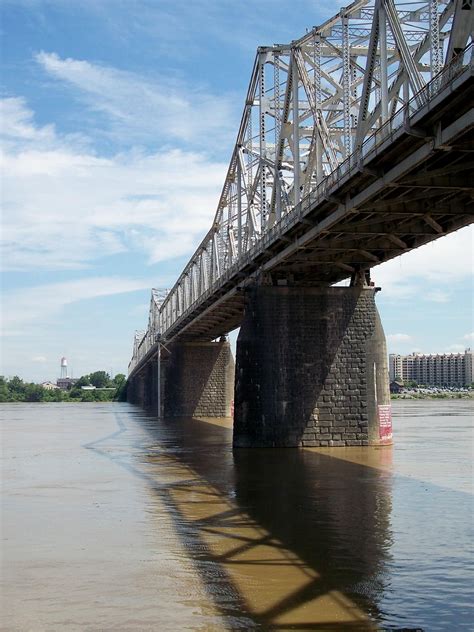 pics of bridges over ohio river